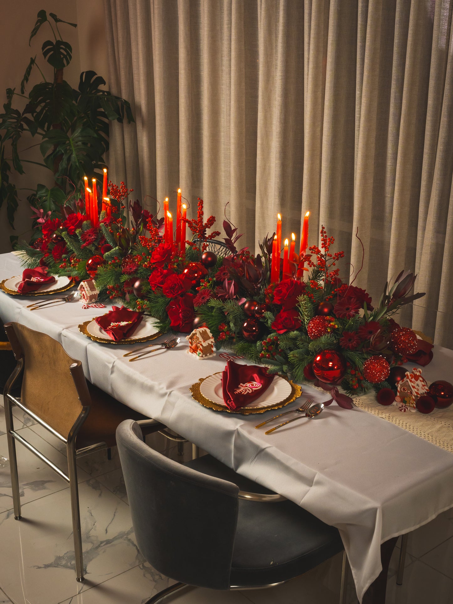 Bordeaux Christmas Statement