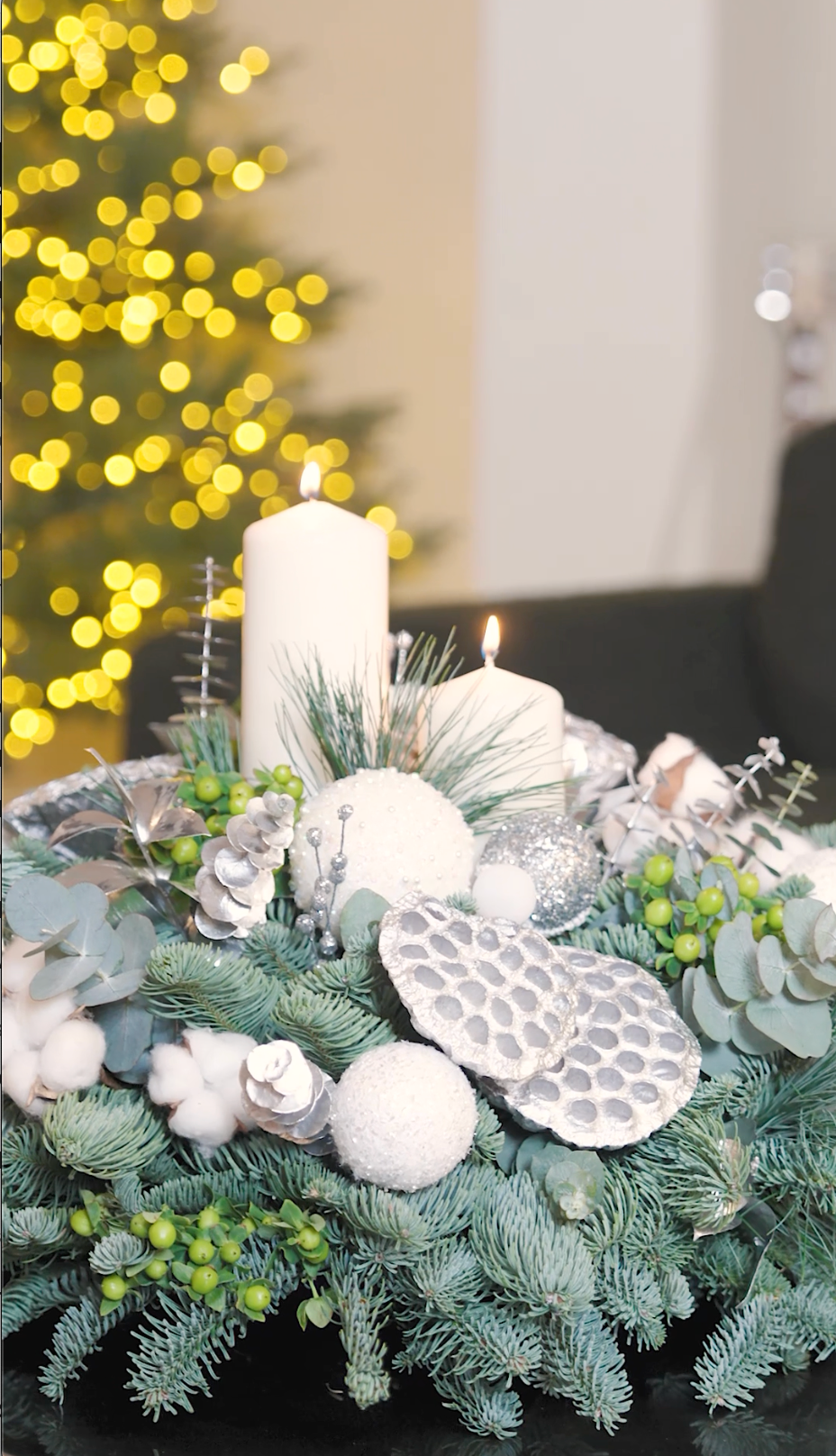 Winter Metallic (Round / With 4 Candles)