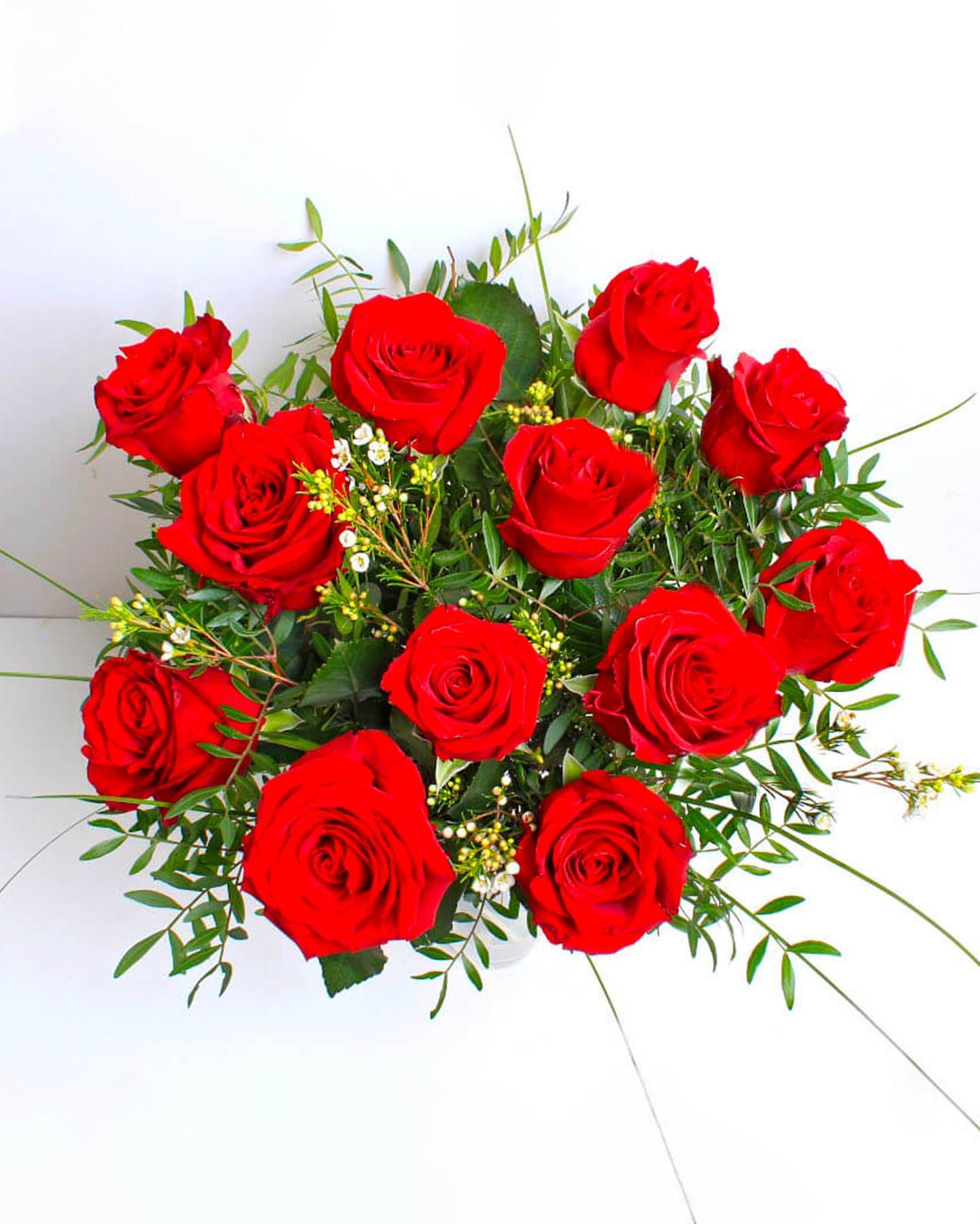 Red-Roses-Birthday-Flowers-Dubai